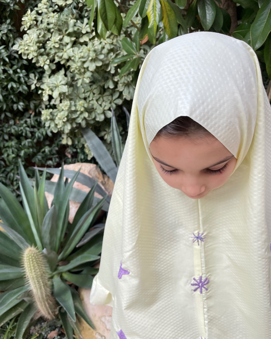 Umi X Ratibni Little Muslim Kit