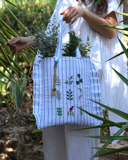 Min Al Ard Collection - Tote Bag