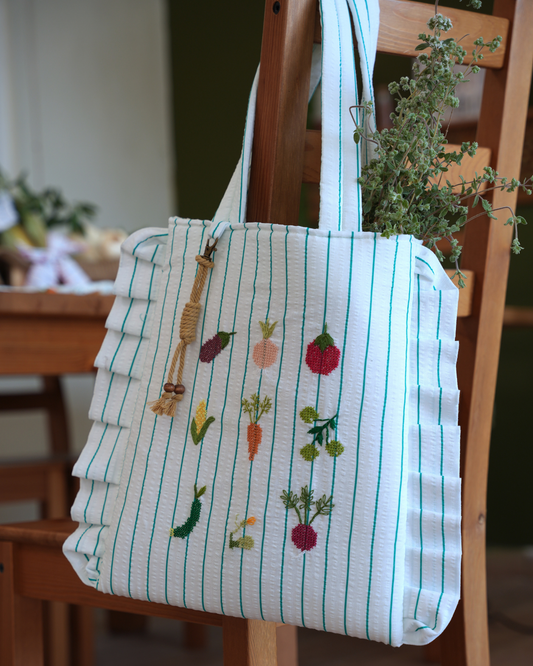 Min Al Ard Collection - Tote Bag